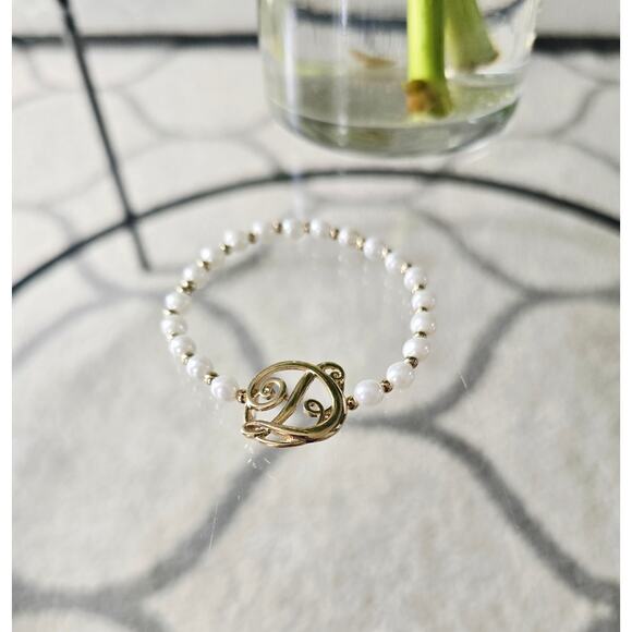 Bansri Gold Pearl Initial D Bracelet - Picture 3 of 3